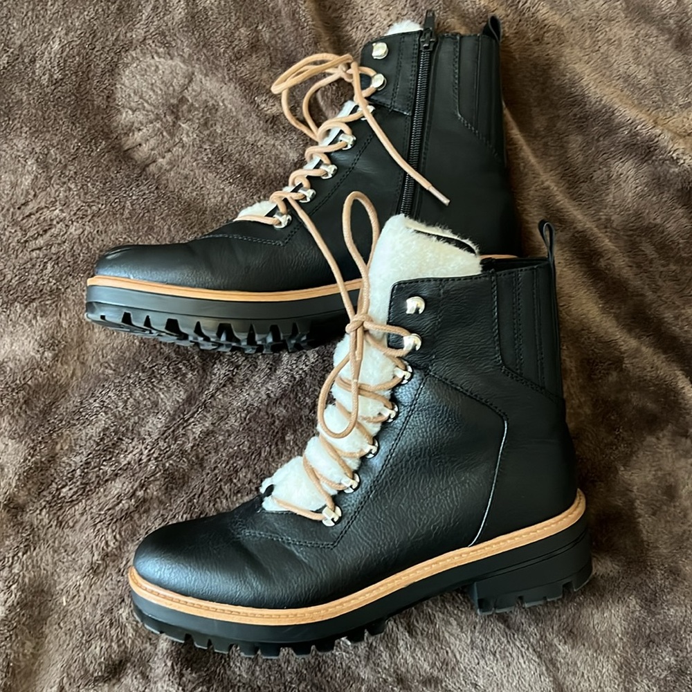 American Eagle Sherpa Lug Boot in Black